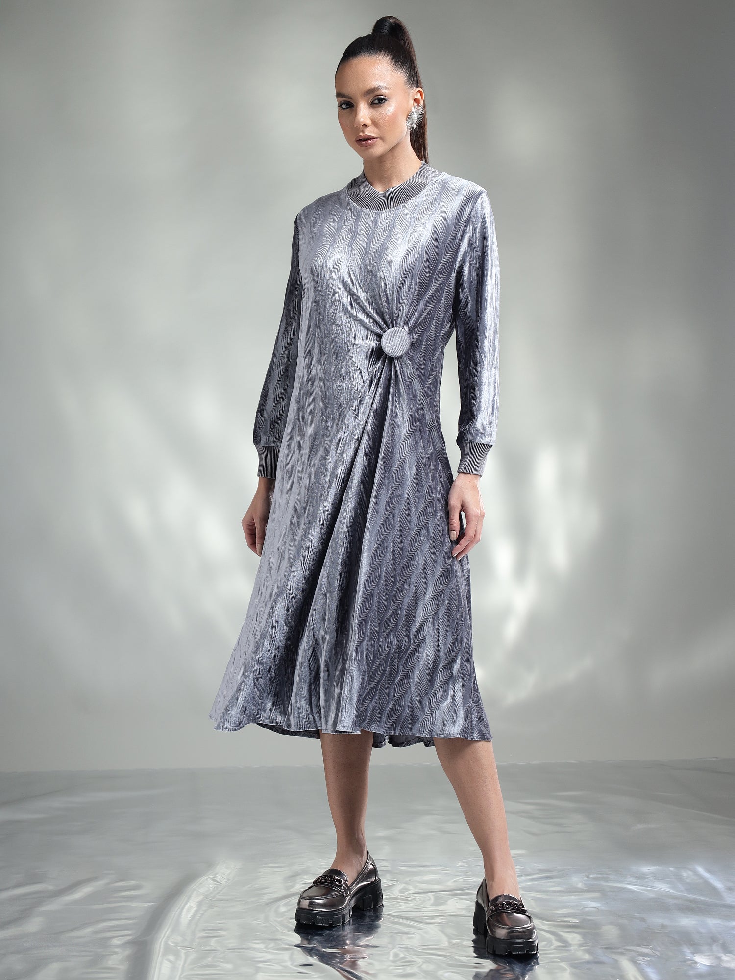 Luxury Gaby Velvet Dress for Women | Onto By Aanchal Blush Pink Luxury Gaby Velvet Dress for Women | Onto By Aanchal Blush Pink