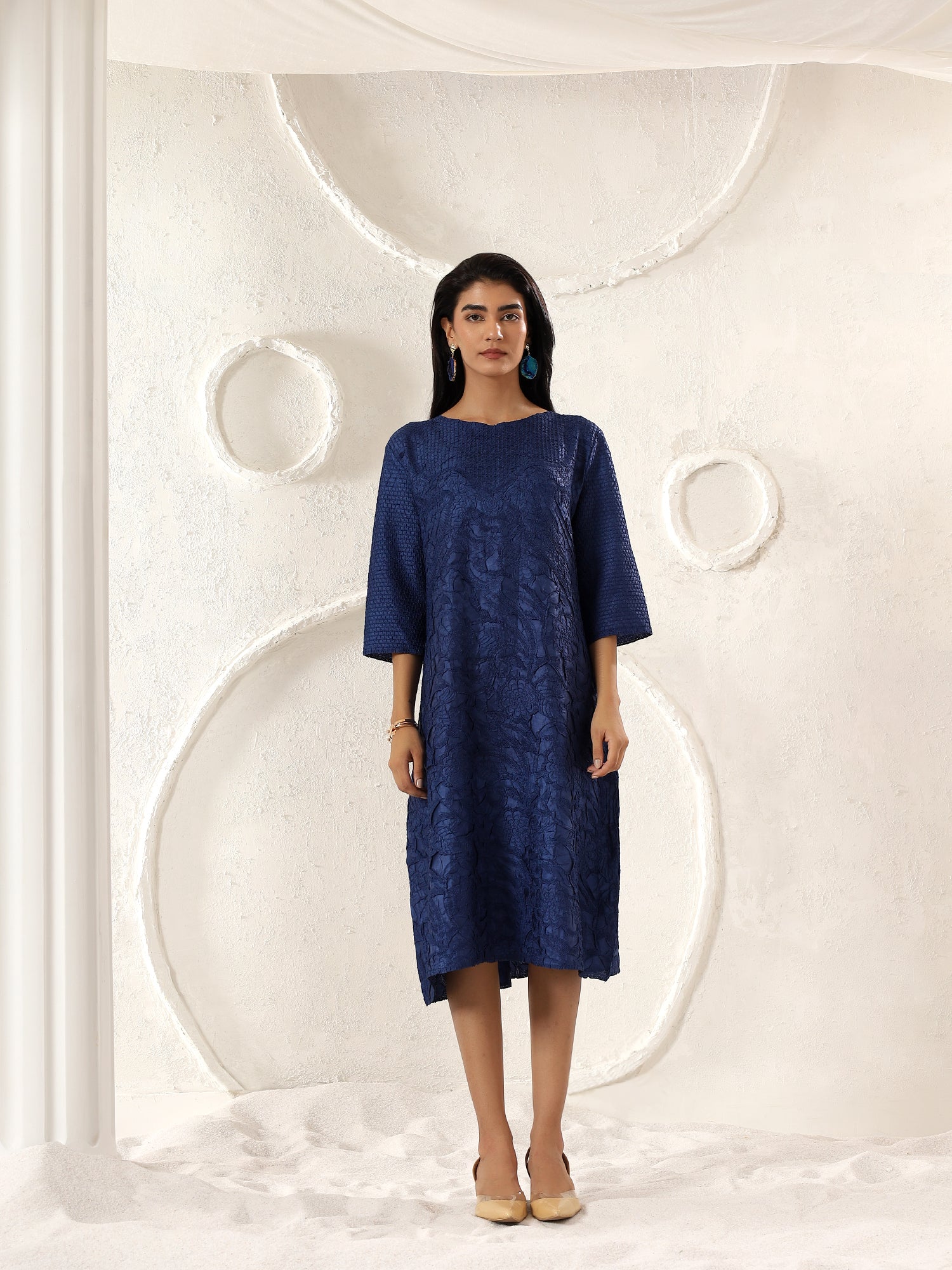 Velora Textured Midi Dress