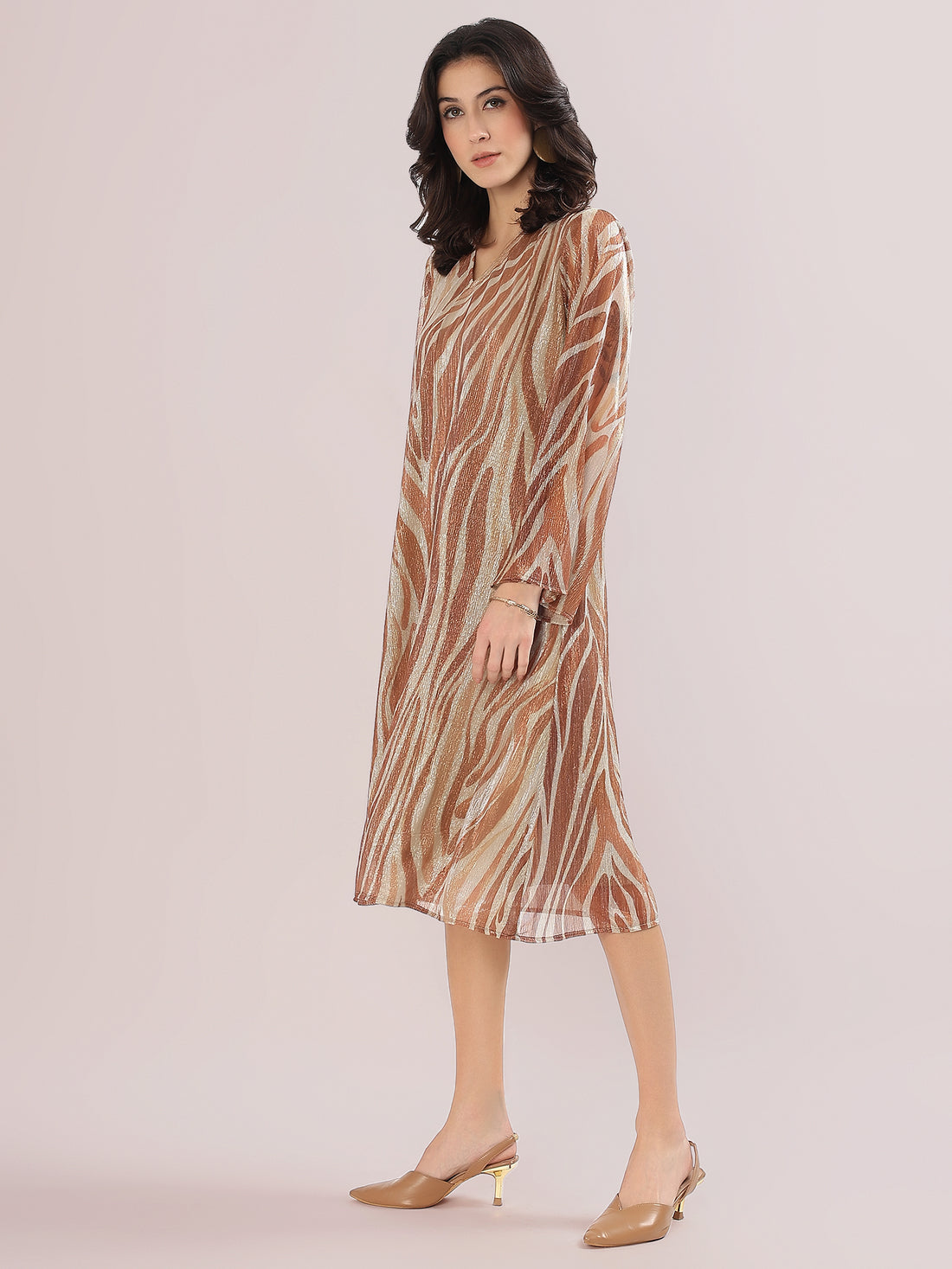 Arviora Metallic Dress