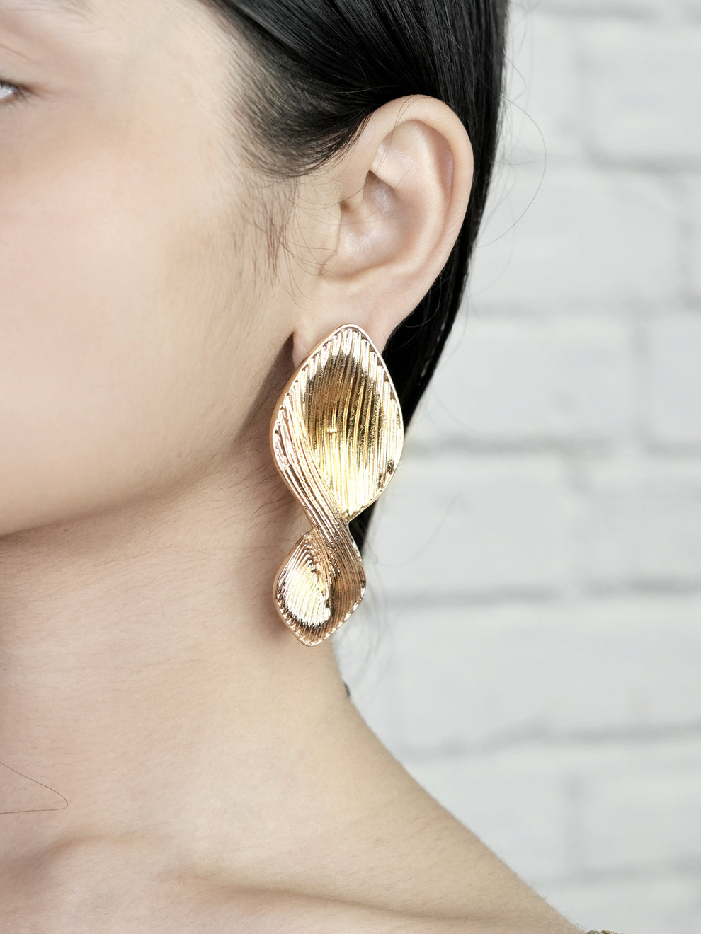 Golden Drift Earrings