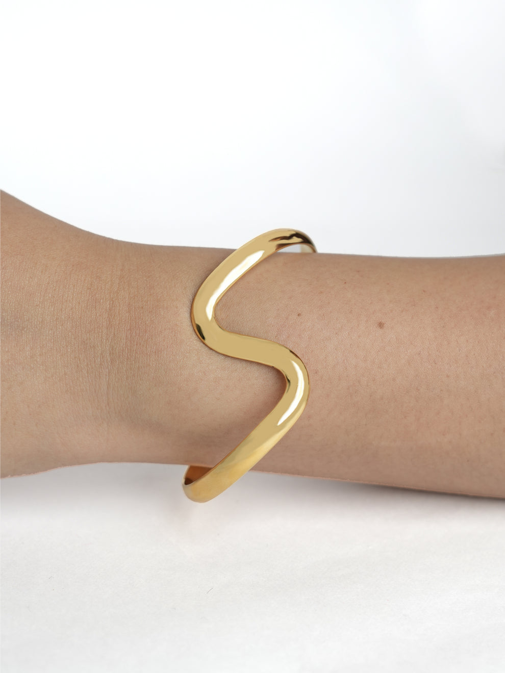Aurum Wave Bracelet