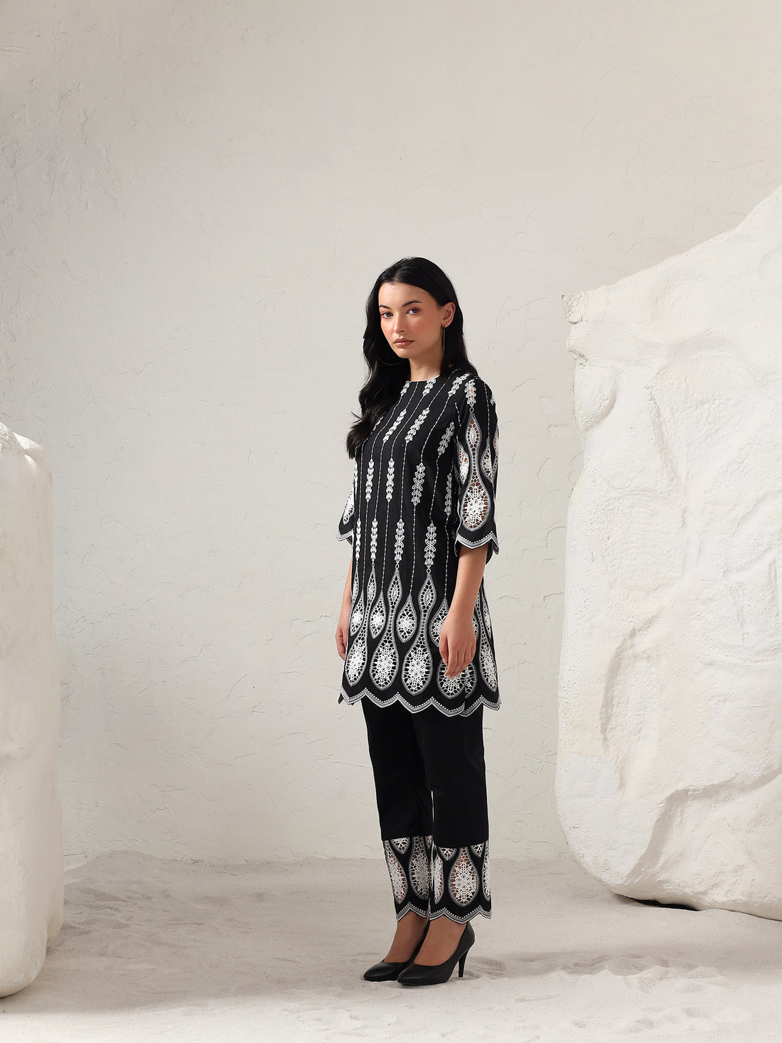 Vyra Cutwork Co ord Set